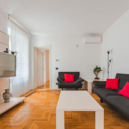 Piazza Unita Central Apartment Триест Экстерьер фото