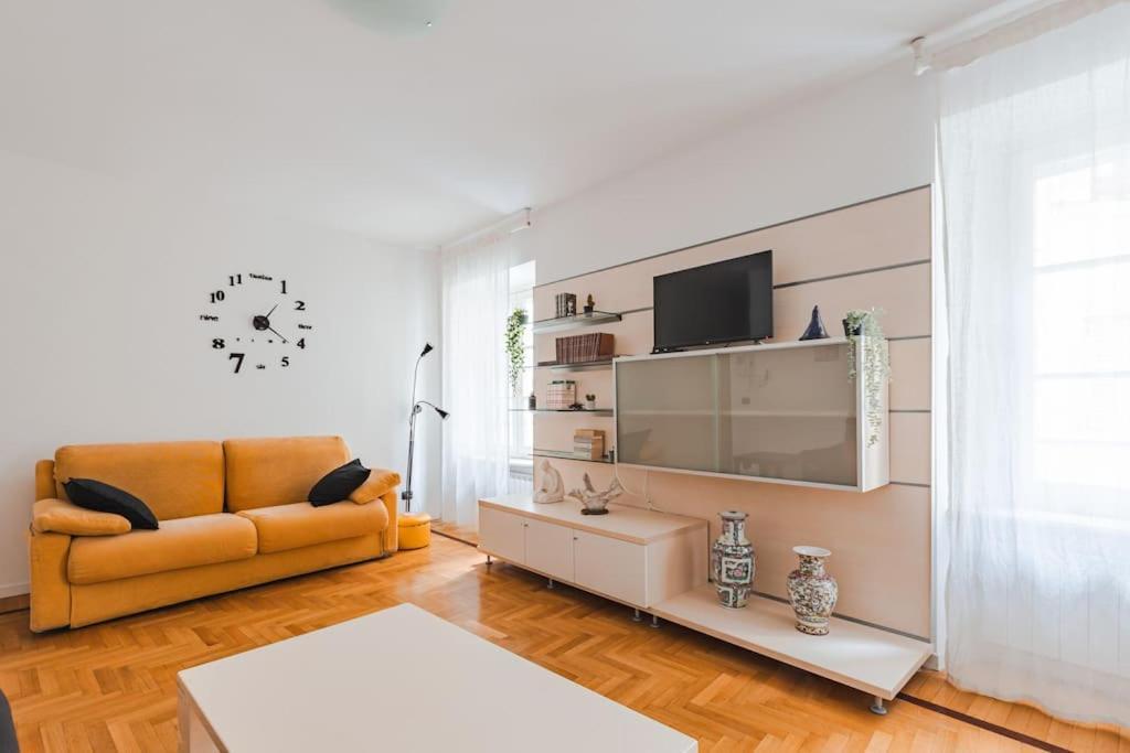 Piazza Unita Central Apartment Триест Экстерьер фото